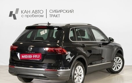 Volkswagen Tiguan II, 2021 год, 2 863 300 рублей, 2 фотография