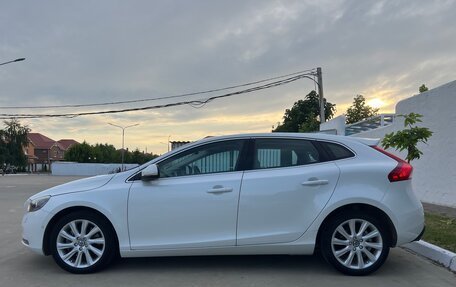Volvo V40 II рестайлинг, 2015 год, 1 350 000 рублей, 4 фотография