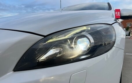 Volvo V40 II рестайлинг, 2015 год, 1 350 000 рублей, 14 фотография