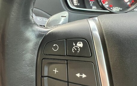 Volvo V40 II рестайлинг, 2015 год, 1 350 000 рублей, 32 фотография