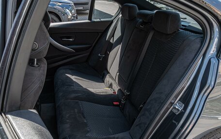BMW 3 серия, 2015 год, 2 380 000 рублей, 11 фотография