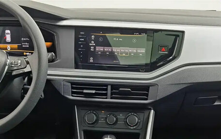 Volkswagen Polo, 2023 год, 1 499 000 рублей, 21 фотография