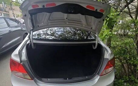 Hyundai Solaris II рестайлинг, 2012 год, 630 000 рублей, 5 фотография