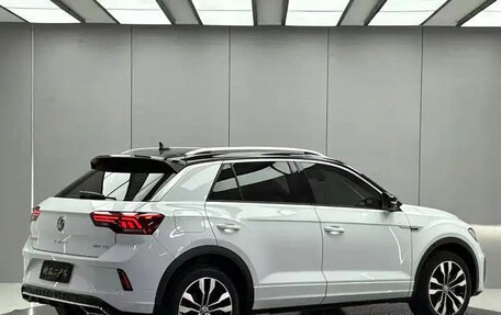 Volkswagen T-Roc I, 2022 год, 1 290 222 рублей, 6 фотография