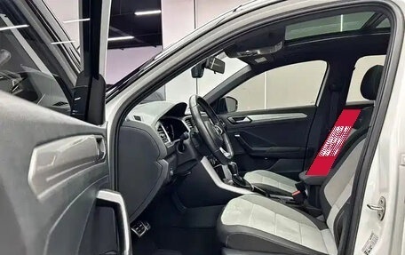 Volkswagen T-Roc I, 2022 год, 1 290 222 рублей, 9 фотография