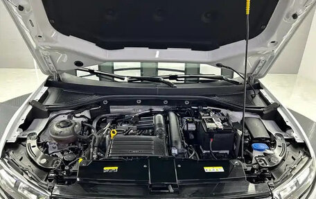 Volkswagen T-Roc I, 2022 год, 1 290 222 рублей, 22 фотография