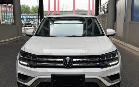 Volkswagen Tharu, 2021 год, 1 490 222 рублей, 2 фотография