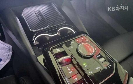 BMW 5 серия, 2025 год, 7 240 000 рублей, 11 фотография