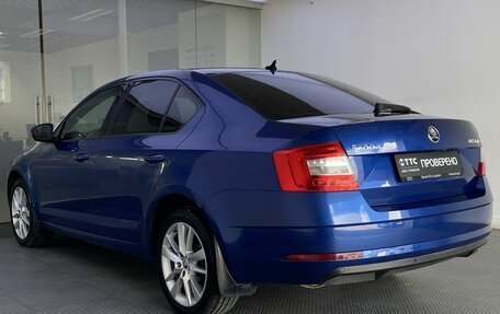 Skoda Octavia, 2018 год, 1 890 000 рублей, 8 фотография