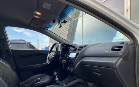 KIA Rio III рестайлинг, 2015 год, 1 080 000 рублей, 13 фотография