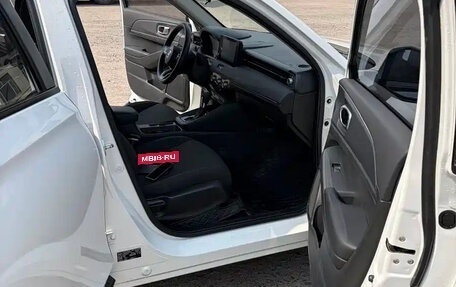 Honda Vezel, 2023 год, 1 999 000 рублей, 4 фотография