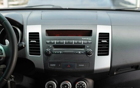 Mitsubishi Outlander III рестайлинг 3, 2008 год, 1 100 000 рублей, 14 фотография