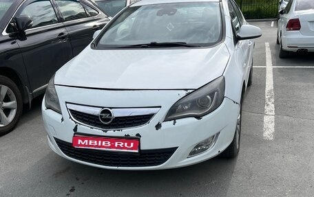 Opel Astra J, 2010 год, 310 000 рублей, 1 фотография