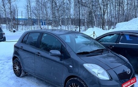 Toyota Yaris III рестайлинг, 2008 год, 735 000 рублей, 8 фотография