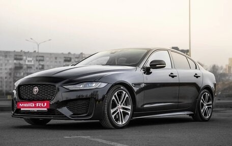 Jaguar XE I рестайлинг, 2020 год, 3 550 000 рублей, 7 фотография