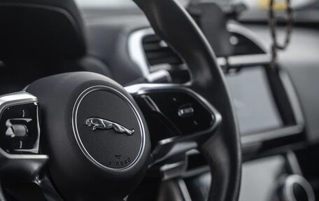 Jaguar XE I рестайлинг, 2020 год, 3 550 000 рублей, 15 фотография