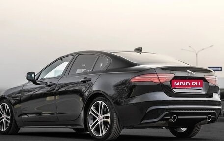 Jaguar XE I рестайлинг, 2020 год, 3 550 000 рублей, 8 фотография