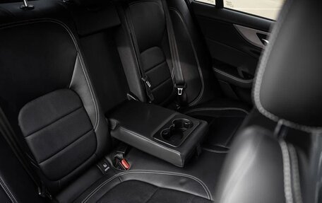 Jaguar XE I рестайлинг, 2020 год, 3 550 000 рублей, 21 фотография
