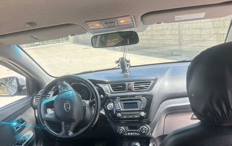 KIA Rio III рестайлинг, 2012 год, 715 000 рублей, 20 фотография