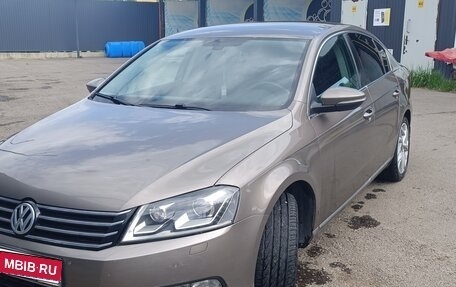 Volkswagen Passat B7, 2011 год, 800 000 рублей, 1 фотография