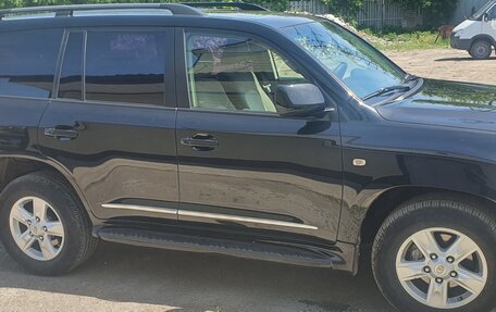 Toyota Land Cruiser 200, 2010 год, 3 095 000 рублей, 3 фотография