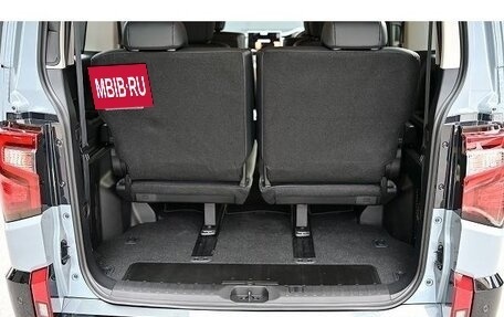 Mitsubishi Delica D:5 I, 2022 год, 2 300 000 рублей, 15 фотография