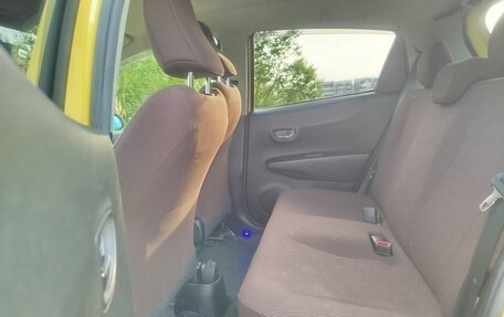 Toyota Vitz, 2013 год, 680 000 рублей, 9 фотография