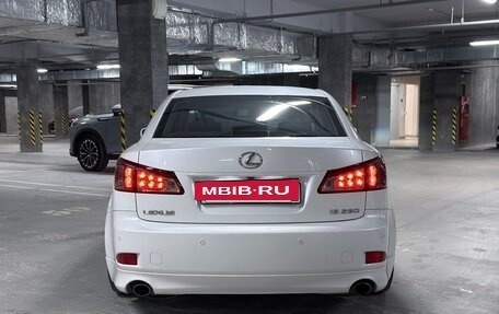 Lexus IS II рестайлинг 2, 2008 год, 1 800 000 рублей, 3 фотография