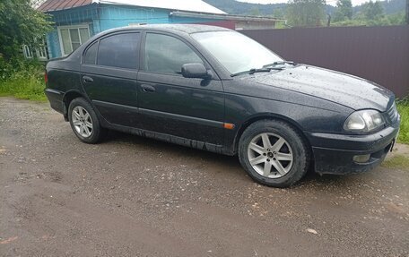 Toyota Avensis III рестайлинг, 2000 год, 255 000 рублей, 2 фотография