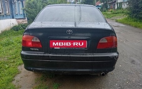 Toyota Avensis III рестайлинг, 2000 год, 255 000 рублей, 4 фотография