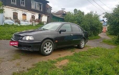 Toyota Avensis III рестайлинг, 2000 год, 255 000 рублей, 3 фотография