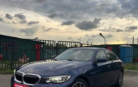 BMW 3 серия, 2019 год, 3 250 000 рублей, 1 фотография
