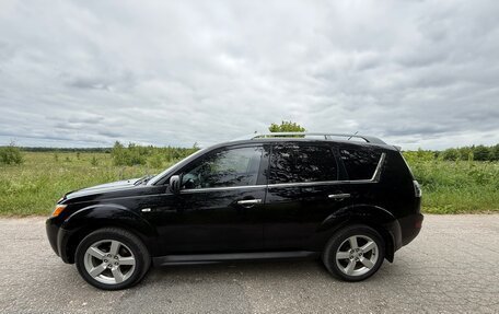 Mitsubishi Outlander III рестайлинг 3, 2008 год, 1 150 000 рублей, 1 фотография