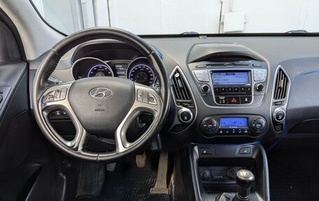Hyundai ix35 I рестайлинг, 2011 год, 888 000 рублей, 16 фотография