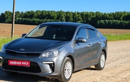KIA Rio IV, 2018 год, 1 350 000 рублей, 1 фотография