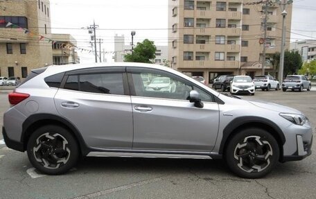 Subaru XV II, 2022 год, 1 900 000 рублей, 4 фотография