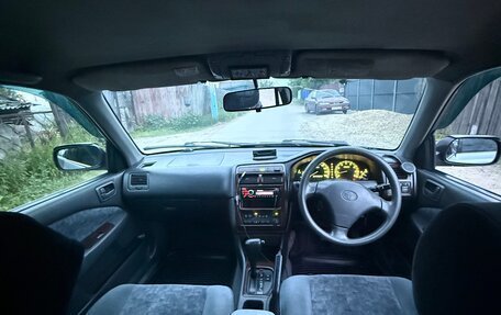 Toyota Carina, 2000 год, 400 000 рублей, 4 фотография