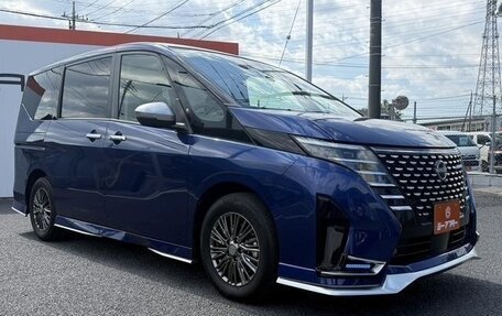 Nissan Serena, 2023 год, 2 500 000 рублей, 3 фотография