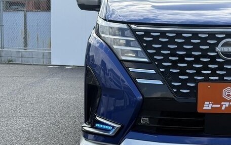 Nissan Serena, 2023 год, 2 500 000 рублей, 9 фотография