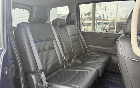 Nissan Serena, 2023 год, 2 500 000 рублей, 25 фотография