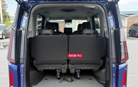 Nissan Serena, 2023 год, 2 500 000 рублей, 18 фотография