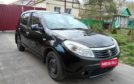 Renault Sandero I, 2011 год, 550 000 рублей, 2 фотография