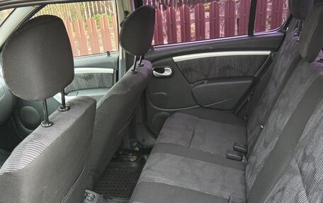 Renault Sandero I, 2011 год, 550 000 рублей, 7 фотография