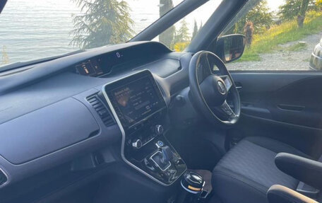 Nissan Serena IV, 2019 год, 2 500 000 рублей, 9 фотография