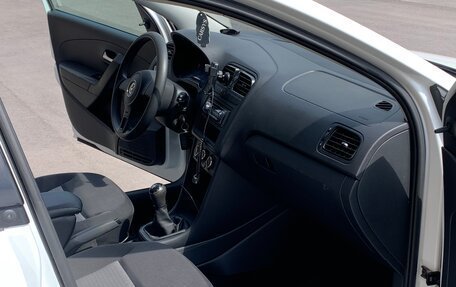 Volkswagen Polo VI (EU Market), 2014 год, 899 900 рублей, 11 фотография
