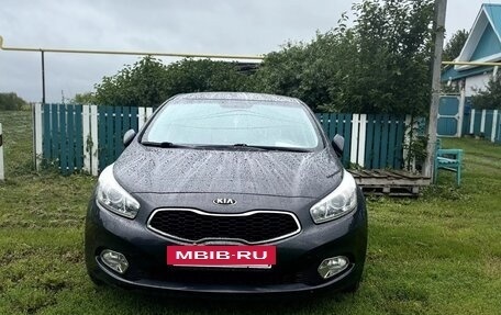 KIA cee'd III, 2014 год, 995 000 рублей, 2 фотография