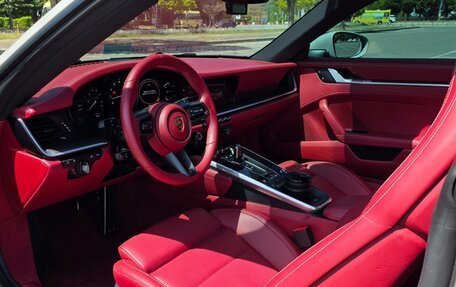 Porsche 911, 2024 год, 23 900 000 рублей, 10 фотография
