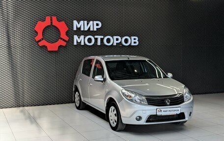 Renault Sandero I, 2014 год, 690 000 рублей, 3 фотография