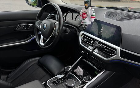 BMW 3 серия, 2019 год, 3 250 000 рублей, 9 фотография