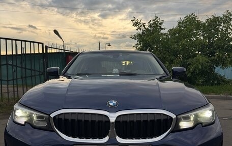 BMW 3 серия, 2019 год, 3 250 000 рублей, 3 фотография